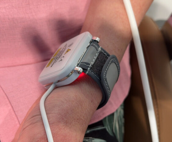 HYDRO 4 HEALTH | 4500PRO | Waterstof inhalatie therapie apparaat (+ATP polsband)